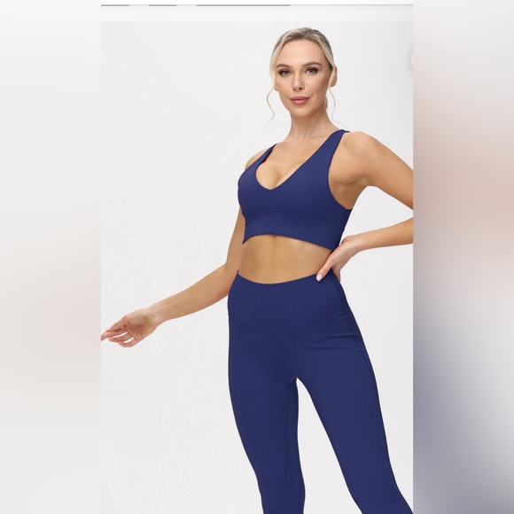 SCOOP YOGA SPORTS BRA - Picture 1 of 3